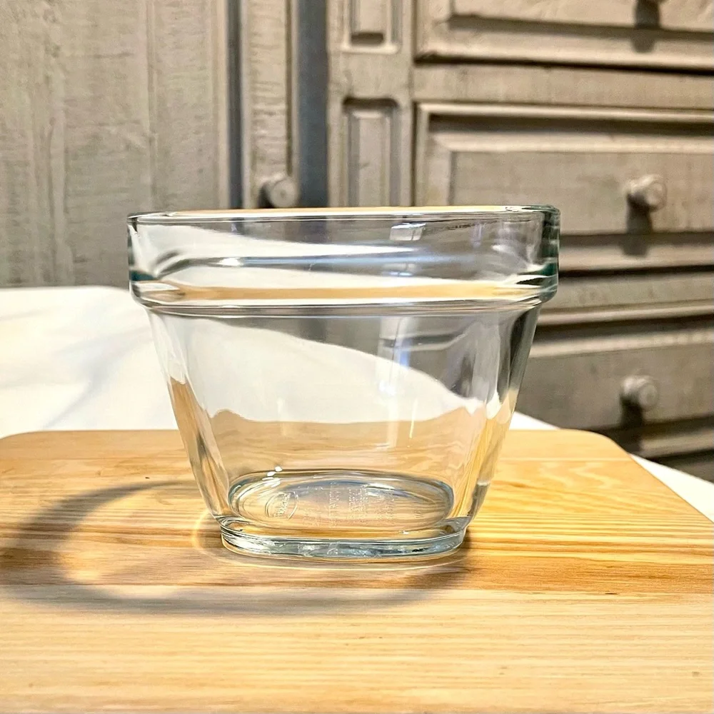 *EUC* Rubbermaid Square Glass Bowl - 1.5-cup/354mL - 7N61 - *NO LIDS*